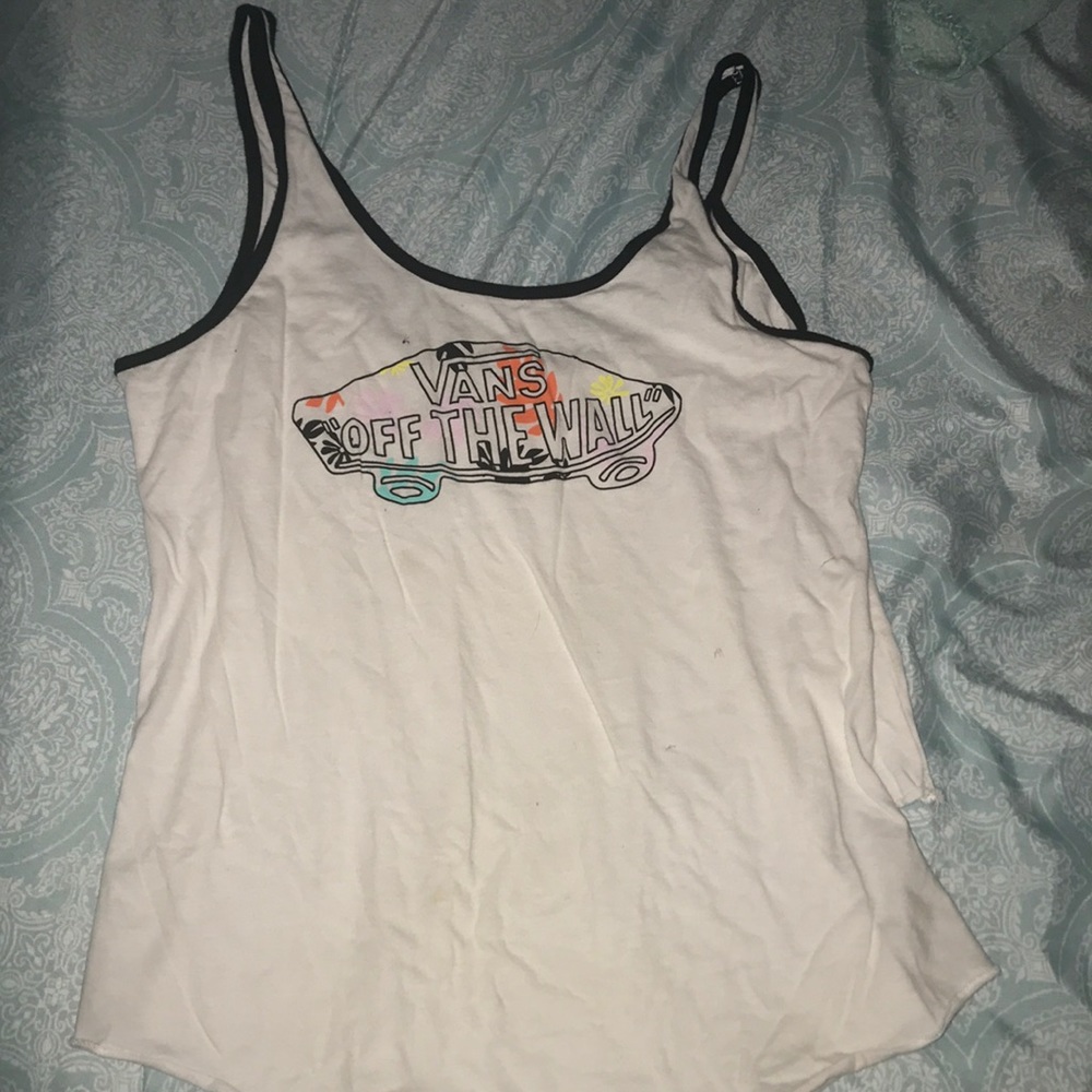 Vans off the wall tank